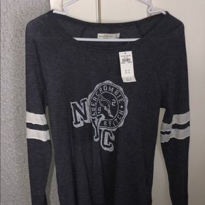 Abercrombie & Fitch New York long sleeve shirt